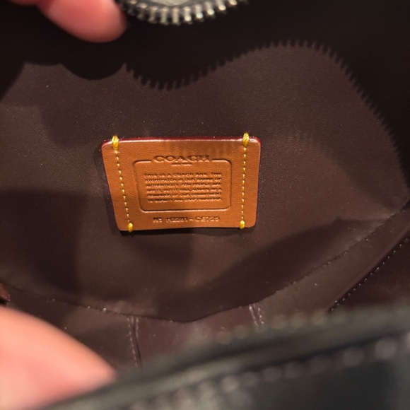 Coach Quilted Heart Bag Large - Picture 5 of 7